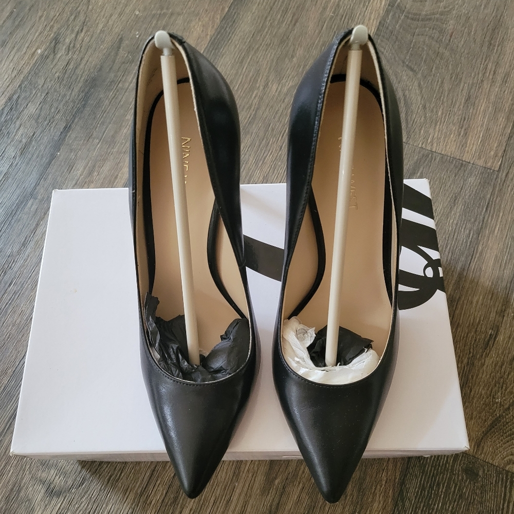 Nine West Tatiana black pumps